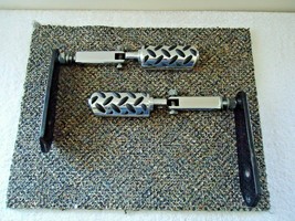 2003 Harley Davidson Dyna Low Rider Foot Pegs Set With Brackets / Other ... - $186.99