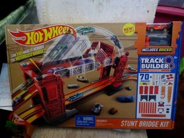 Hot Wheels Track Builder Stunt Bridge Kit Motorized Car Racing Mattel NEW - $33.64