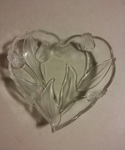 029 Clear &amp; Frosted Heart Shape Tulip Design Dish Bowl - £10.26 GBP