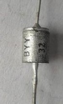 Esp.Militares BYY32 Diode Silicon Rectifier 200 V, 0.6 A - €4,95 EUR