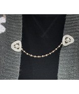 Faux Pearl Sweater Clip --- 1960&#39;s - $460.18 MXN