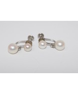 AMC 14k White Gold Pearl Screw Back Earrings - £90.12 GBP