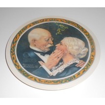 Norman Rockwell 1976 Golden Christmas Knowles Plate #3871A - £10.64 GBP