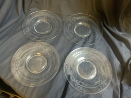4 Vintage Etched Glass Floral 6.75&quot; Bread Plates Crystal Daisy Stems - £6.69 GBP