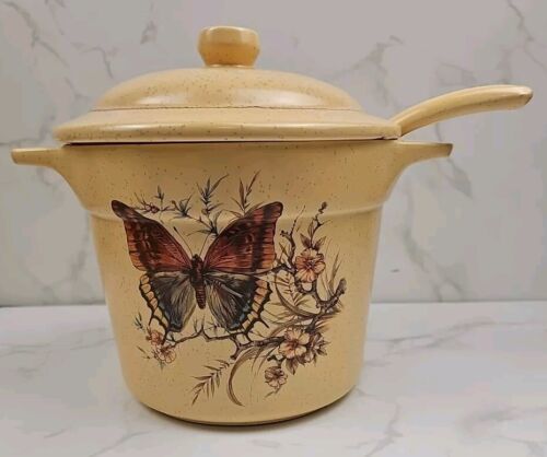 Vintage Treasure Craft Stoneware 1.5 QT Soup Tureen - $32.71