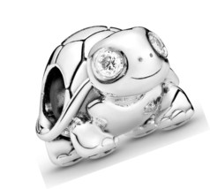 Jewelry Twinkling Turtle Cubic Zirconia Charm in - £160.79 GBP