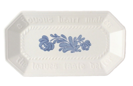 Pfaltzgraff Yorktowne Bread Plate  A Joyous Heart Makes Loaves Taste Bet... - $187.21 MXN