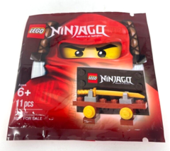 LEGO 2855916 Ninjago Masters of Spinjitzu Sword &amp; Display Rack NIP FAST ... - £8.80 GBP