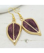 Vintage 1980s Gold Plated Purple Enamel Floral Leaf Drop EARRINGS Jewellery - £14.40 GBP