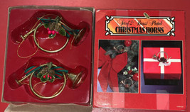 Brass Plate Christmas Horns w/Ribbon &amp; Mistletoe Made in Taiwan 2 - £13.24 GBP
