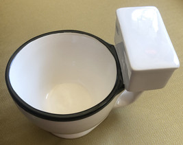 Commode coffee mug - $266.09 MXN