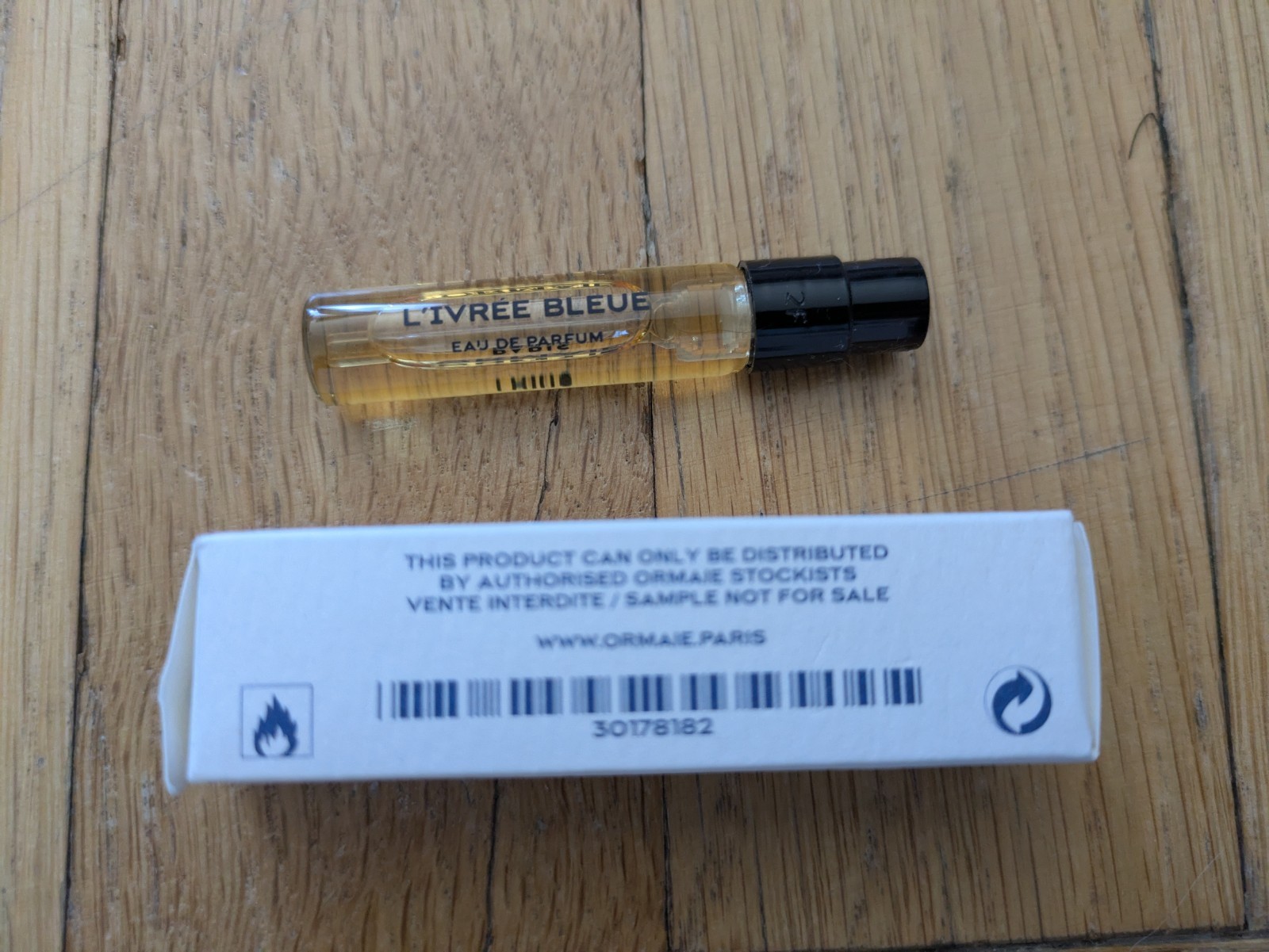 Ormaie Livree Bleue Edp Échantillon Spray 2 ML Paris France Neuf Item image 3