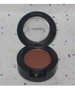 MAC Eyeshadow in Cut to Fit - New Without Box - Rare and Discontinued! - $649.37 MXN
