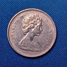 1971 Canadian Circulated QEII &amp; Caribou 25 Cent Coin - $4.99