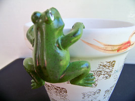 Hanging Frog for Flower Pot - £7.99 GBP