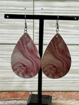 Beautiful lightweight purple and silver swirl leather tear drop earrings - £6.04 GBP