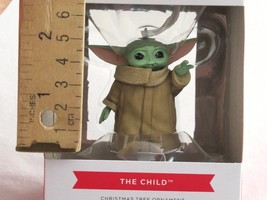 2021 Hallmark Ornament Baby Yoda Star Wars The Child The Mandalorian Disney+ NEW - £17.26 GBP
