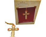 2005 Hallmark Keepsake Christmas Ornament Mosaic of Faith Christmas Cross - $5.00