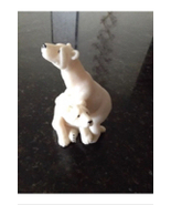 beautiful polar bear sculpture - £151.39 GBP