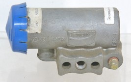 5002207 Bendix D-2 Governor and Check Valve  #8615 - £72.32 GBP