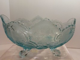 Vintage Jeanette Lombardi Blue Tint Scalloped Edges Oval Footed Fruit Bowl - £20.87 GBP