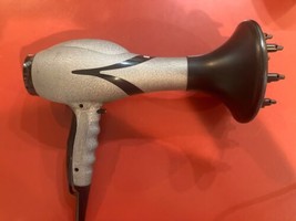 Hair Dryer Hot Shot Tools With One Attachment Used Model S510307 - $13.85