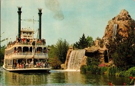 Vintage Postcard Disneyland Mark Twain Steamboat Magic Kingdom Posted 1970 - £4.69 GBP