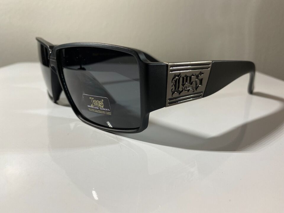 Men&#39;s popular sunglasses with black frame and smoke black lenses - $9.50