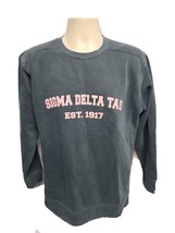 Sigma Delta Tau Patriae Multae Spesuna est 1917 Adult Small Green Sweatshirt - £23.64 GBP