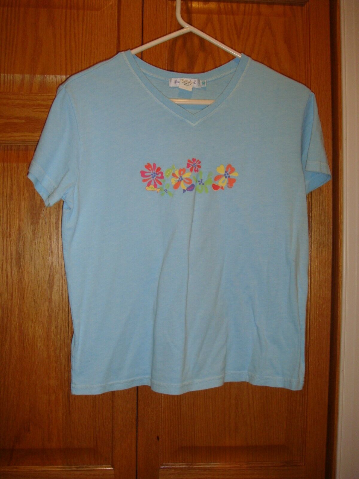 FRESH PRODUCE Top M Lite Blue With Frolic Flowers On Chest - $15.49