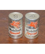 Vintage Mobiloil Pegasus Special Cardboard Salt and Pepper Shakers - $273.66 MXN