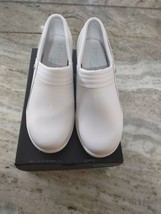 Infinity Nursing Shoes Size 8.5 Slip Resistant (floor model)SHIPS N 24 H... - $64.23