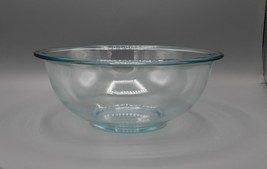 Pyrex #325 2.5Qt 9.75&quot; Nesting Mixing Bowl Clear with Blue Tint Made in USA - £11.86 GBP