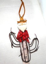 Cowboy Santa Head Red Bandana TEXAS Cactus Christmas Barbed Wire Ornament  2010 - £19.29 GBP