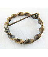 Vintage C Clasp Victorian/Edwardian Twisted Copper Circle Pin Brooch - £19.82 GBP