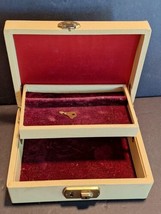 Vtg Mele Two-Tier Jewelry Box w/Locking Key  Cream/Gold w/Red Velvet Lining  - £14.02 GBP