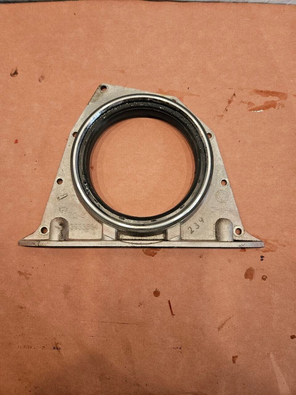 Cummins 8.3L 8.9 ISL ISC Rear Main Seal Diesel Engine Cover 3933384 OEM - $69.78