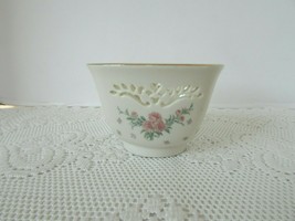 Lenox China Petit Rose Treat Bowl Pierced 4.25&quot; With Sticker Made In Usa - £10.08 GBP