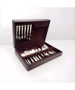 1950’s WM Rogers Co. Extra Plate Magnolia Set 40 Pcs Silverware Set in B... - $3,040.14 MXN