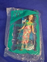 McDonald&#39;s Happy Meal My Scene series #6 Chelsea Beach Party - sealed pa... - $138.03 MXN