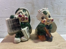 Pair of Vintage Green White Ladybugs Beetles Housewife Paperboy Ceramic ... - £15.18 GBP