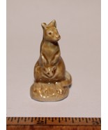 Chipped Wade Kangaroo Red Rose Tea Figurines From the 2nd US Series 1985... - €2,59 EUR