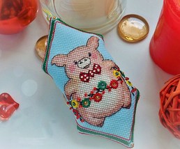 Mr Pig Cross Stitch Biscornu pattern pdf - Toy Candy Embroidery Blackwor... - $4.99