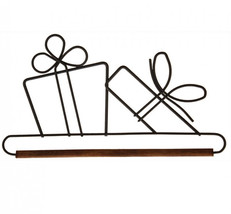 Classic Motifs 6 Inch Gifts With Dowel Craft Holder - $242.44 MXN