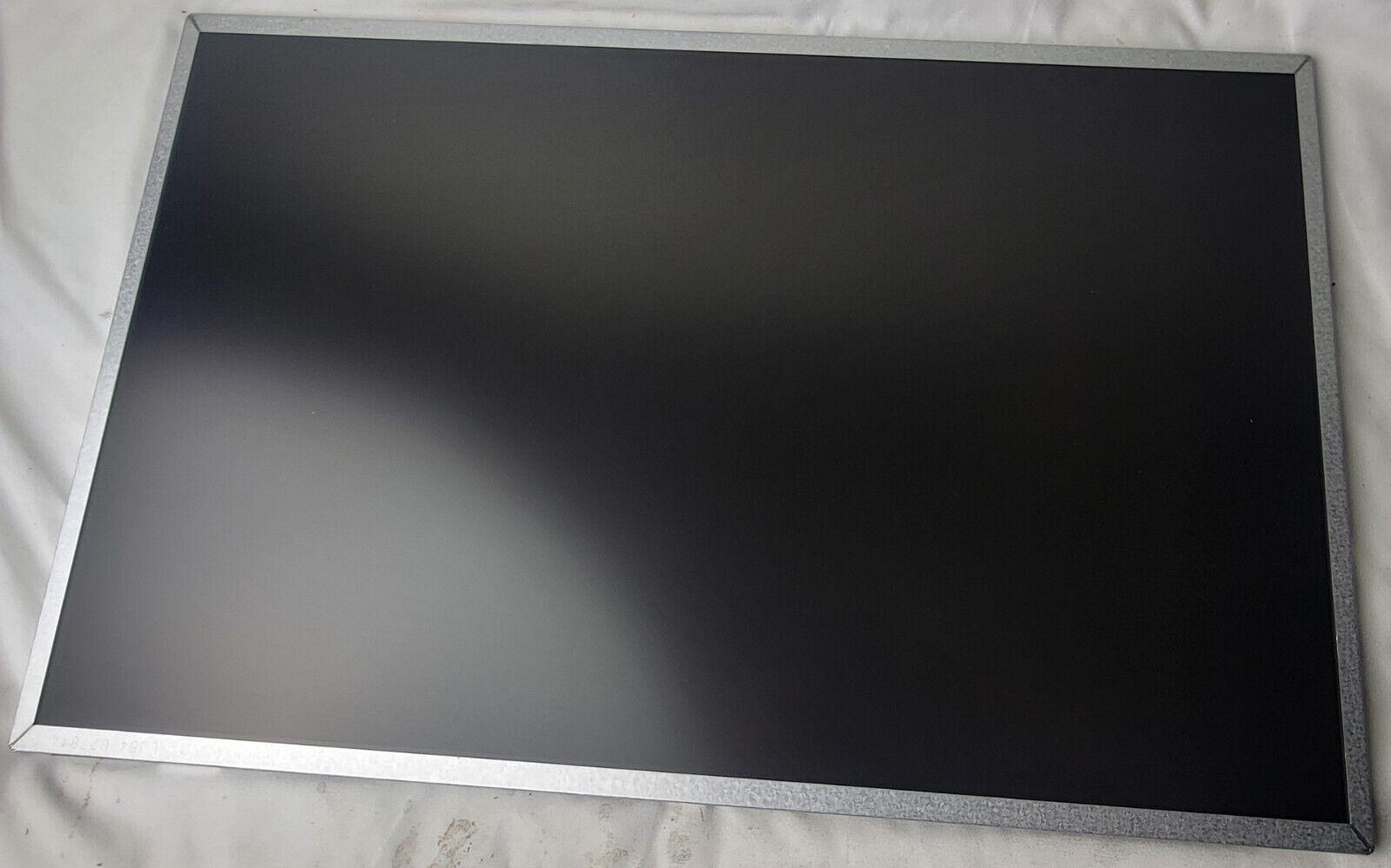 22" 1680×1050 Resolution LCD screen Panel Samsung LTM220MT09 Closet - $163.35