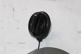 2005-2007 CADILLAC STS GAS FUEL DOOR WITH FUEL CAP R2064 image 3