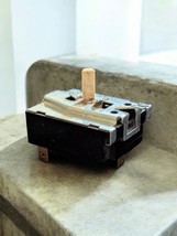 Switch Frigidaire Dryer Start 132398300 Twist In 2 Terminal Electrolux &quot;... - $14.27