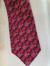 Vintage Silk Tie George Shades of Red Made to Look Quilted Made in the U... - $13.86