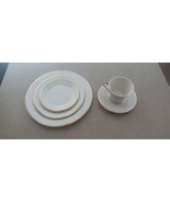 Lenox china plates &amp; teacup. 5 piece set. - £63.15 GBP