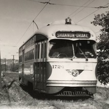 Port Authority Pittsburgh Railways PRT PAAC #1724 Shannon Drake Streetcar Photo - £7.57 GBP